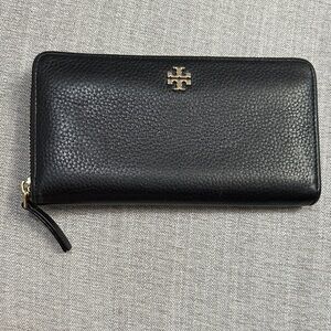 Tory Burch Black Pebbled Leather Wallet